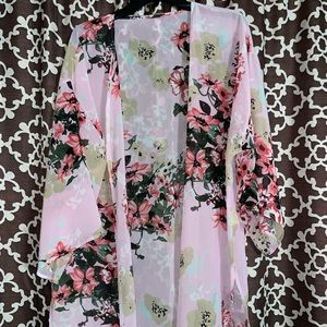 L floral kimono